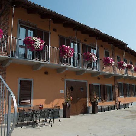 Costa Catterina B&B Castagnito Luaran gambar
