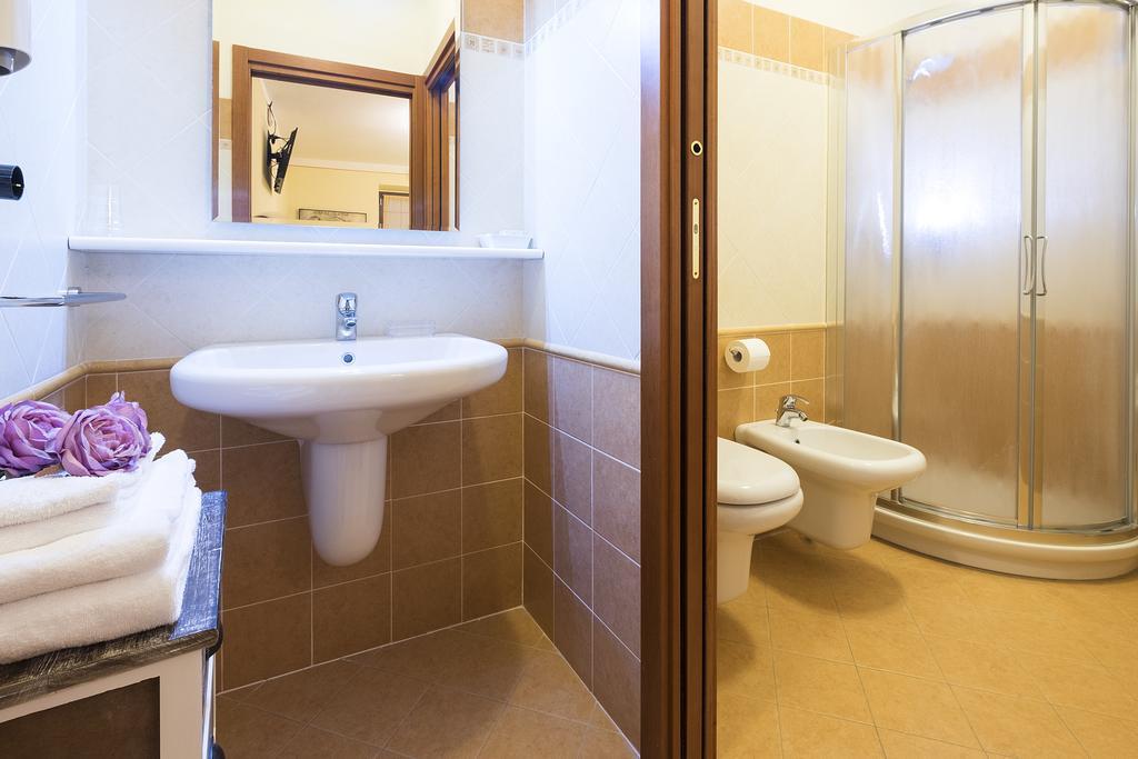 Costa Catterina B&B Castagnito Luaran gambar