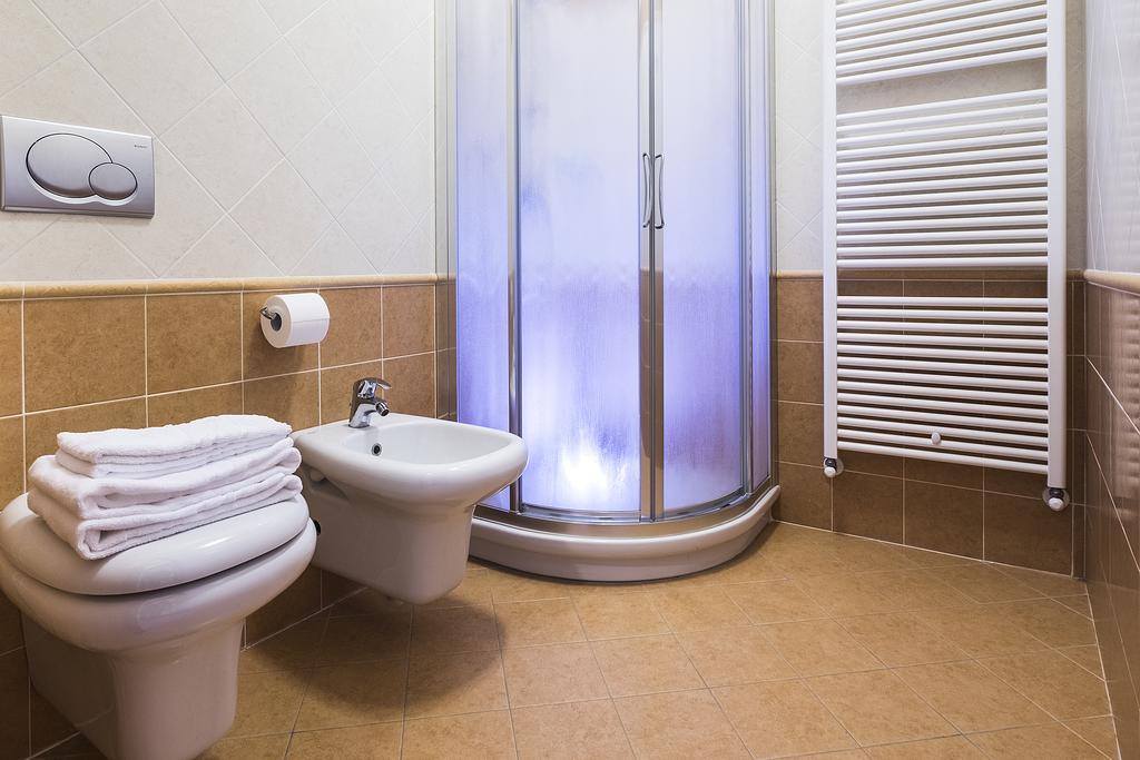 Costa Catterina B&B Castagnito Luaran gambar